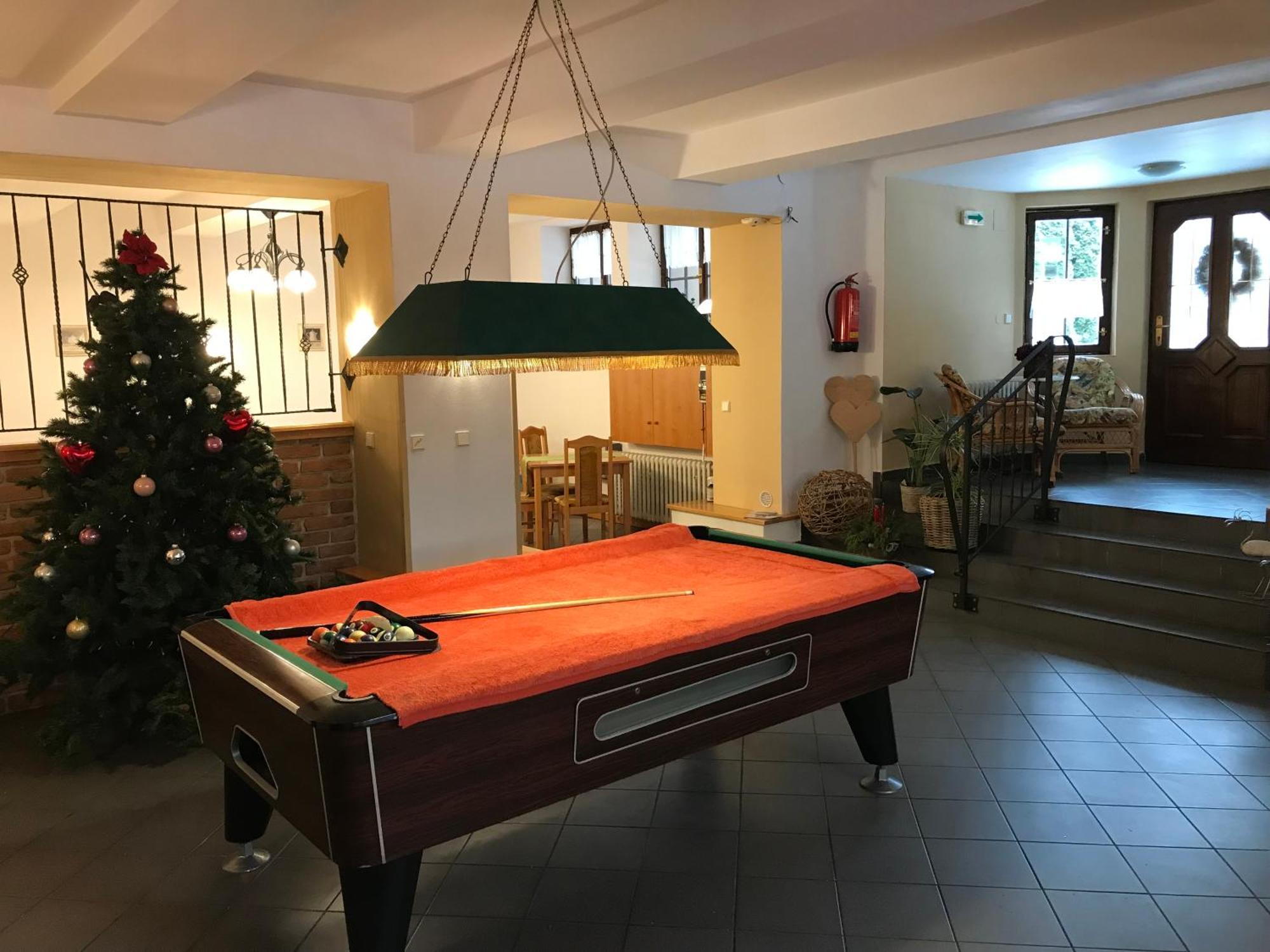 Pension Aura Spicak, Nektere Pokoje Se Saunou Železná Ruda Buitenkant foto